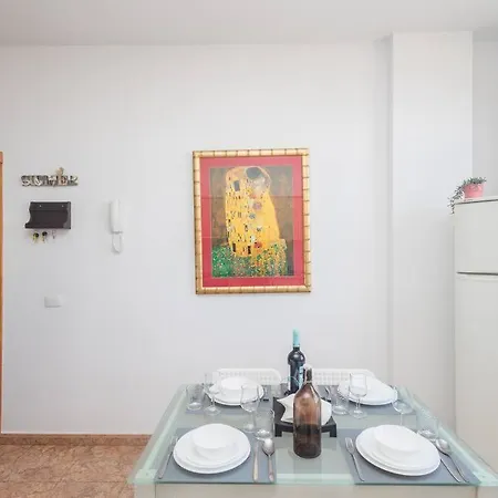 Апартаменты Piso 3 Dormitorios, Wifi, Ideal Familias